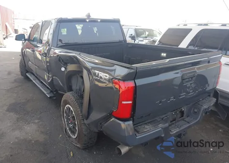 2025 Toyota Tacoma Trd Off Road 4Wd z USA, uszkodzony, nr VIN 3TMLB5JN0SM101022